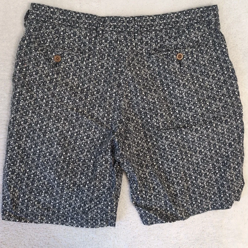 J Crew Club Shorts Mens 34x9 Black Geometric Pattern Cotton‎ Chino